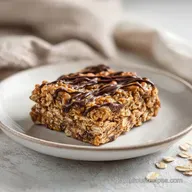 4-Ingredient Peanut Butter Banana Bar with Oats